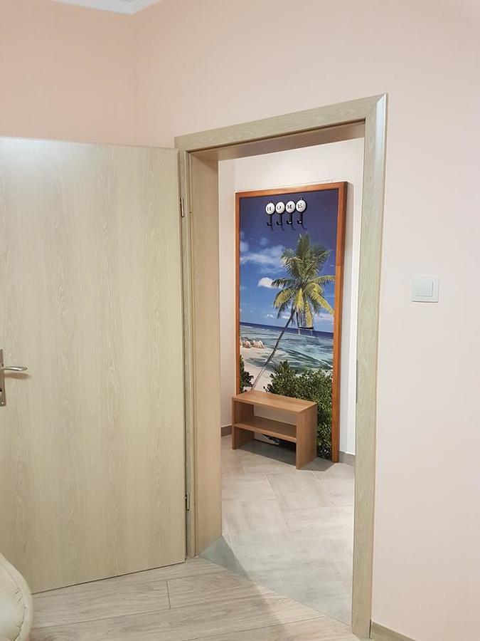 סנג' Apartmani Pod Nehajem מראה חיצוני תמונה