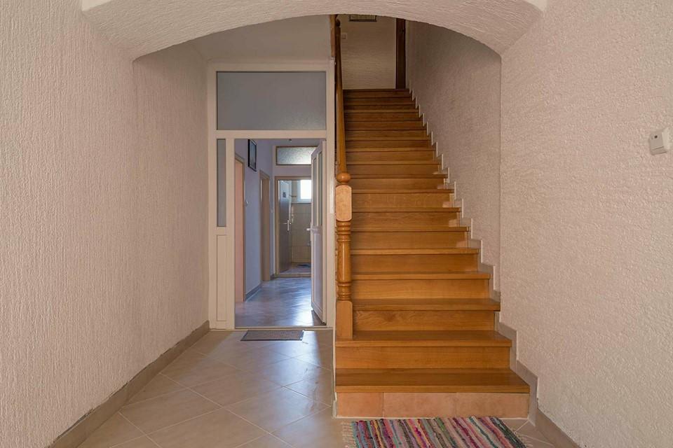 סנג' Apartmani Pod Nehajem מראה חיצוני תמונה
