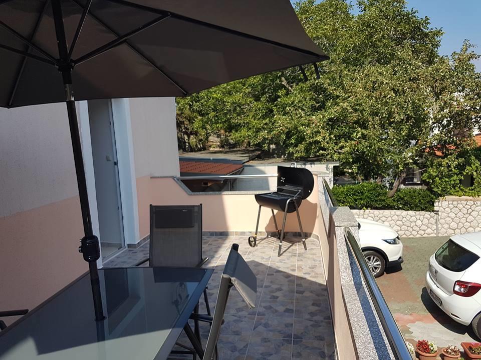 סנג' Apartmani Pod Nehajem מראה חיצוני תמונה